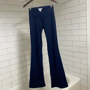 Women’s Garage Navy Blue Yoga Pants Crisscross Waistband